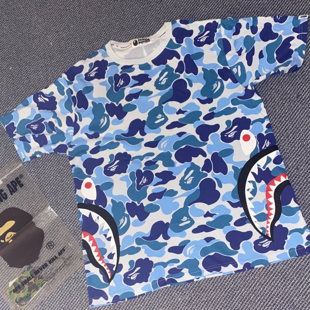 BAPE Blue and White Camo Shark Tee Size L